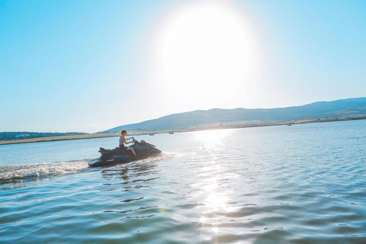 Laguna Beach Club Bazaleti Lake Dushet'i Kültér fotó